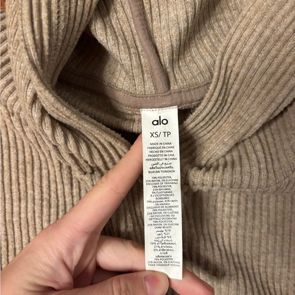 Alo Yoga Muse Hoodie Pants Set Womens XS ribbed cropped gravel heather - Picture 7 of 7